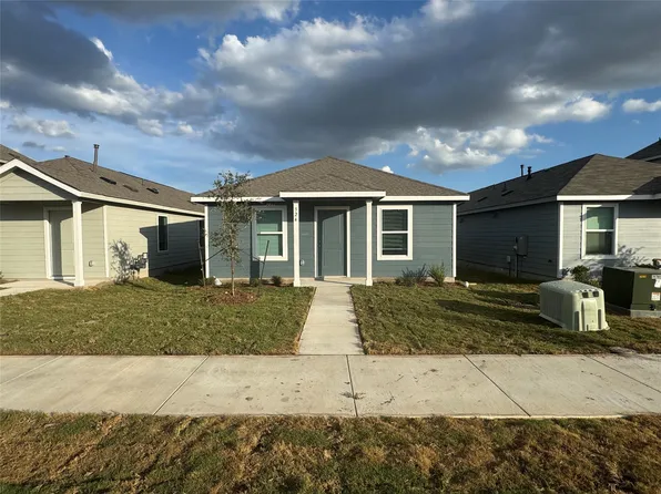 324 Navidad River Dr, San Marcos, TX 78666
