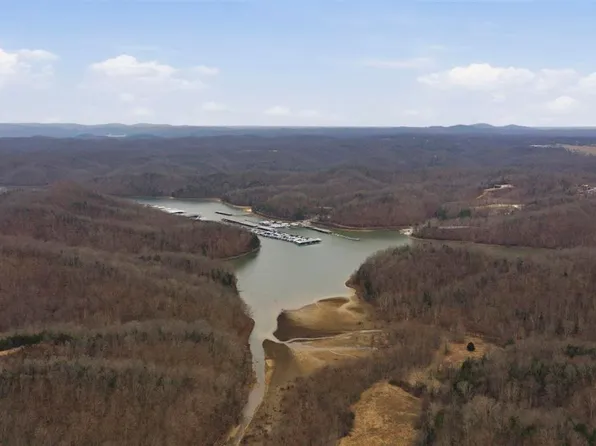 513 Dogwood Ln, Burkesville, KY 42717