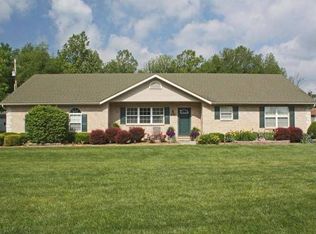 3007 Old Caseyville Rd, Swansea, IL 62226