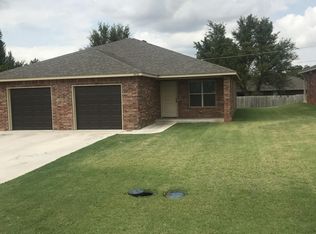 1410 W Watts St, El Reno, OK 73036