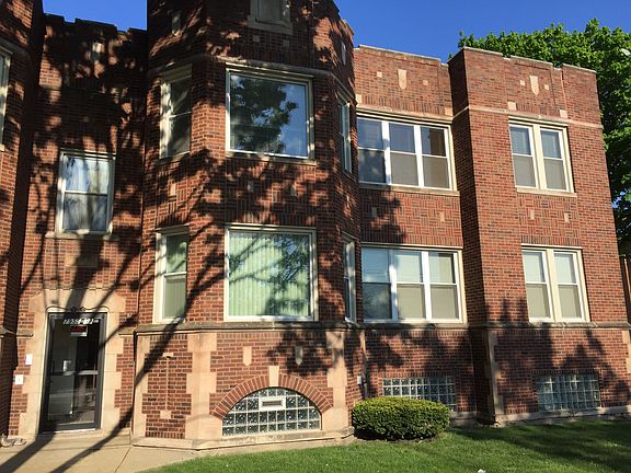2nd image of 7959 S La Salle St #2