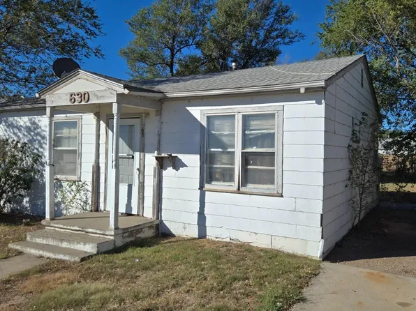 630 Warren Ave, Liberal, KS 67901