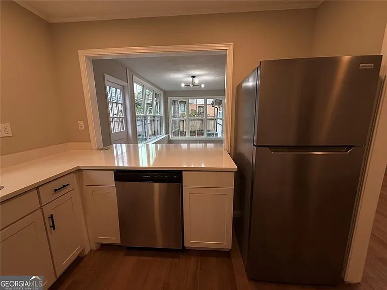 1055 Pinecrest Dr — Photo 26
