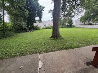 856 W Main St #302, Ravenna, OH 44266