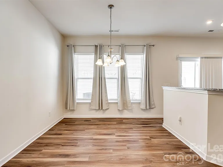 524 Hunters Dance Rd — Photo 8
