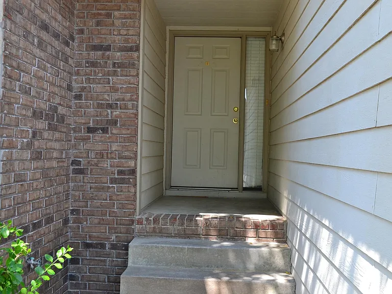 6022 E Ironhorse Cir — Photo 3