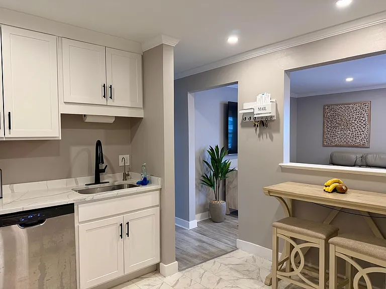 740 Central St #11 — Photo 14