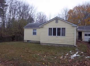 535 Town Farm Rd, Oakland, ME 04963