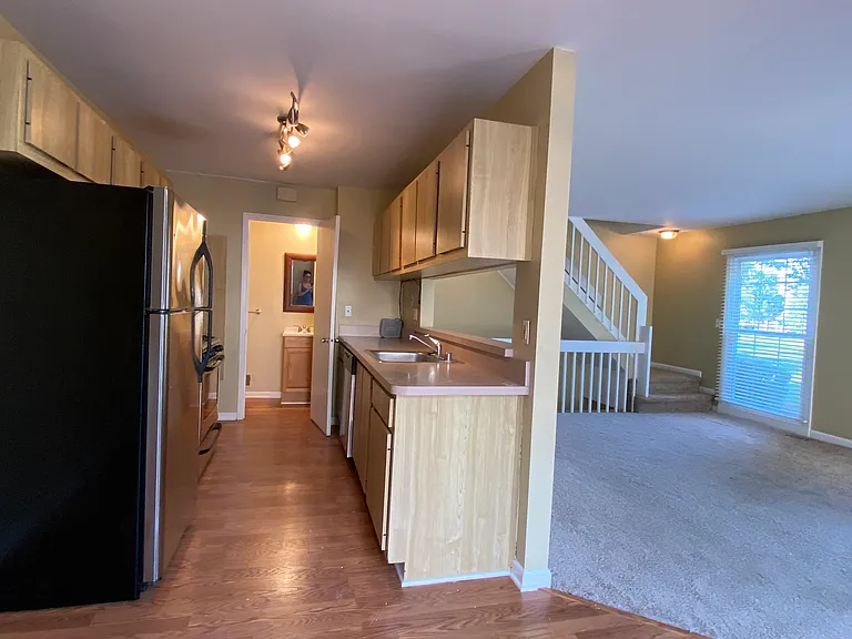 23525 Stonehenge Blvd — Photo 7