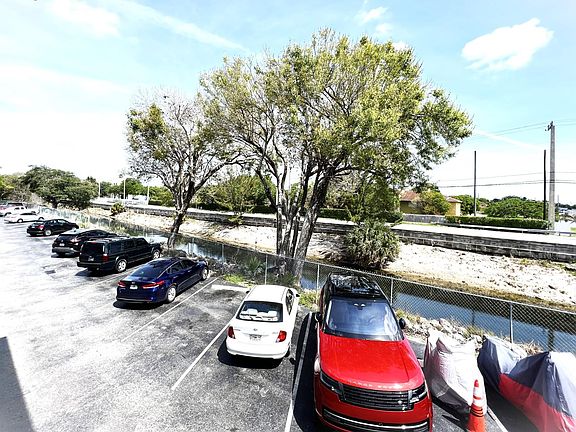 5th image of 2281 NW 135th St APT 216