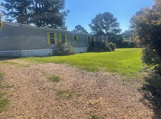 1036 Pinetree Ln, McComb, MS 39648