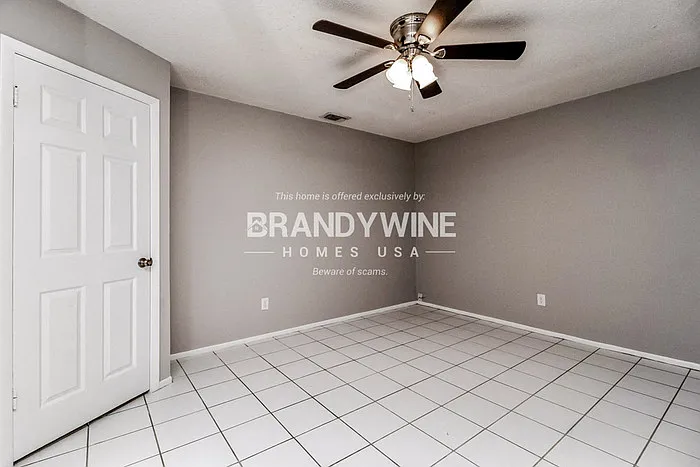 6311 Fortune Ln — Photo 4