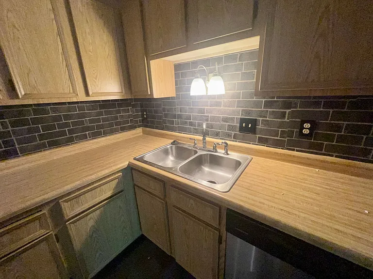 6322 Patrick Henry Dr — Photo 9