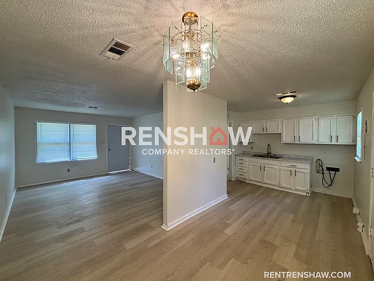 3576 Debby Dr — Photo 5