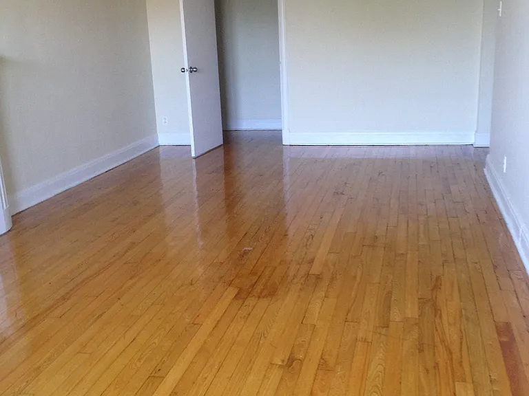 265 Daly Ave — Photo 12