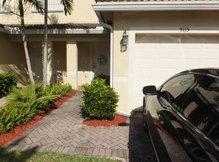 9115 Chambers St, Fort Lauderdale, FL 33321