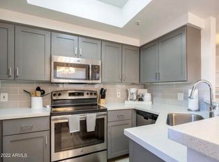 9450 E Becker Ln APT 1040, Scottsdale, AZ 85260