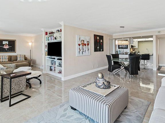 4th image of 2400 Presidential Way APT 1906