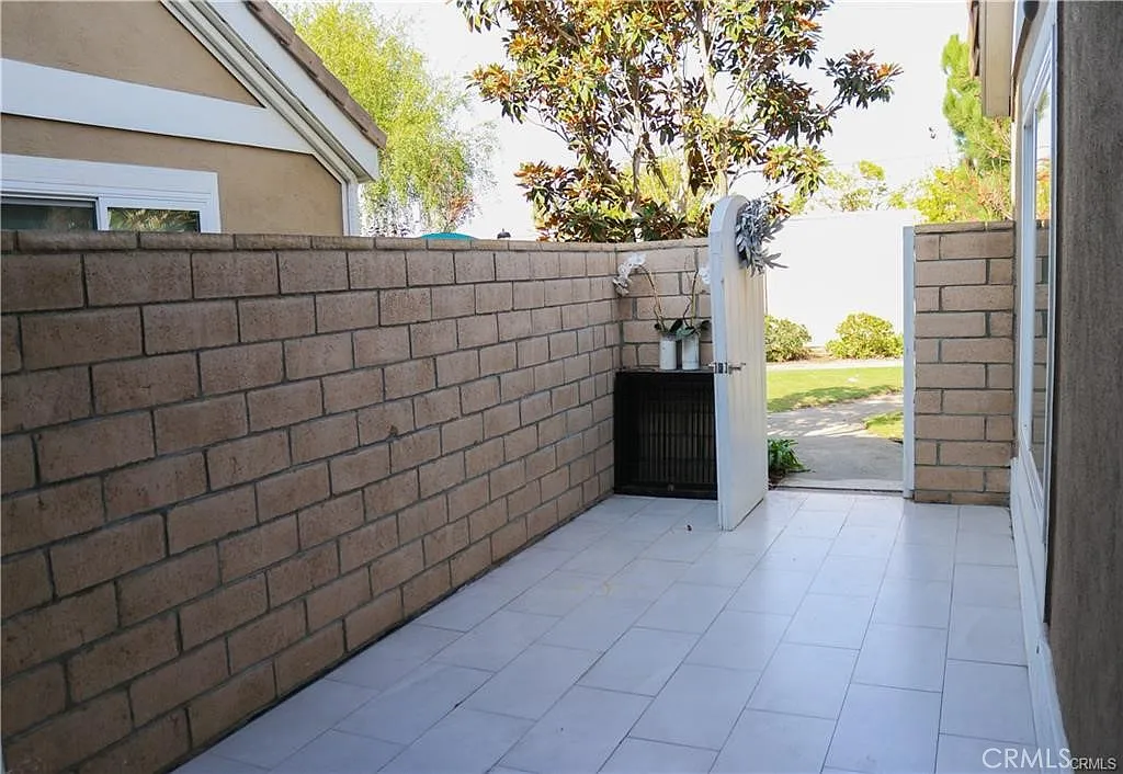 Building Photo - 3726 Montego Dr