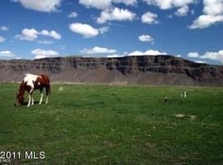 75 Columbia Siding Rd, Rock Island, WA 98850