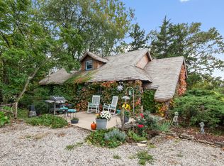 701 E 7th St, Lockport, IL 60441