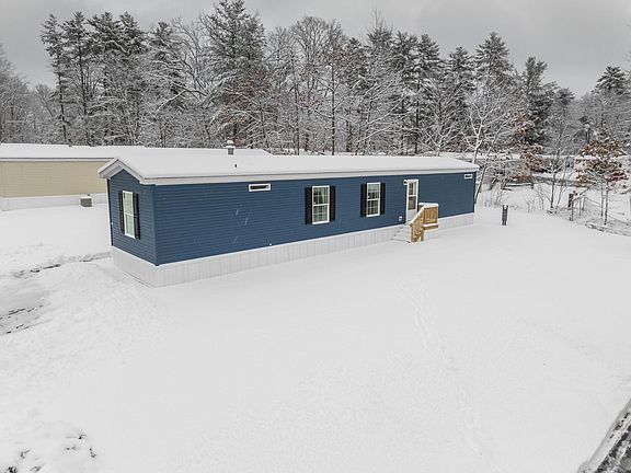 2nd image of 108 Colonial Village