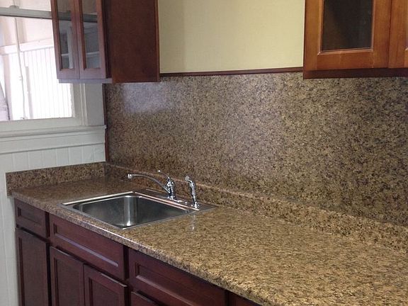 4th image of 1901 G St APT 03