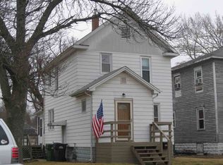 646 2nd Ave S, Clinton, IA 52732