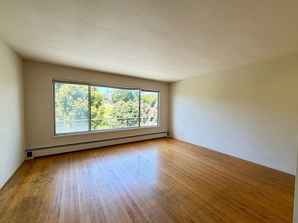 1st image of 2430 Steiner St APT 7