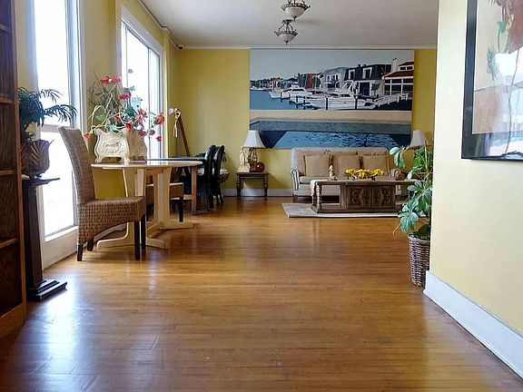 4th image of 360 Ocean Blvd #302