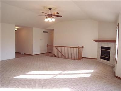 3rd image of 209 Rose Park Dr