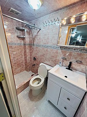 5th image of 20-41 42nd St #2