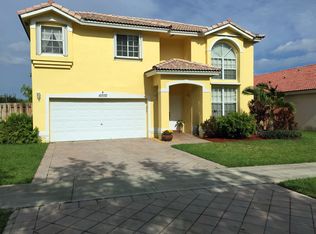 10337 SW 165th Ct, Miami, FL 33196