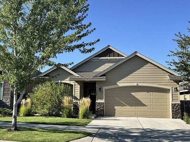 1st image of 3387 NE Crystal Springs Dr