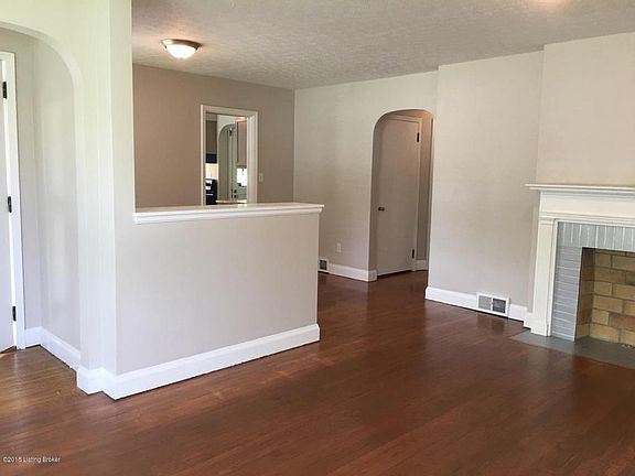 3rd image of 4718 Taylor Blvd