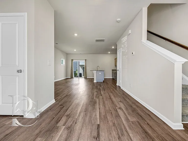 725 Wild Duck Ln — Photo 3