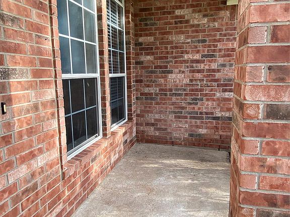 4th image of 1144 Morning Creek Ln