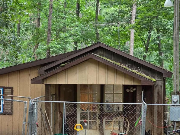 299 Getaway Rd, Hedgesville, WV 25427