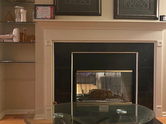 4th image of 8956 S Greenwood Ave