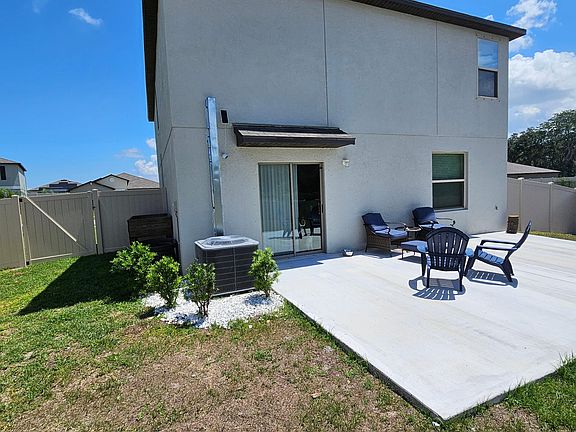 4th image of 4260 Hanover Dr