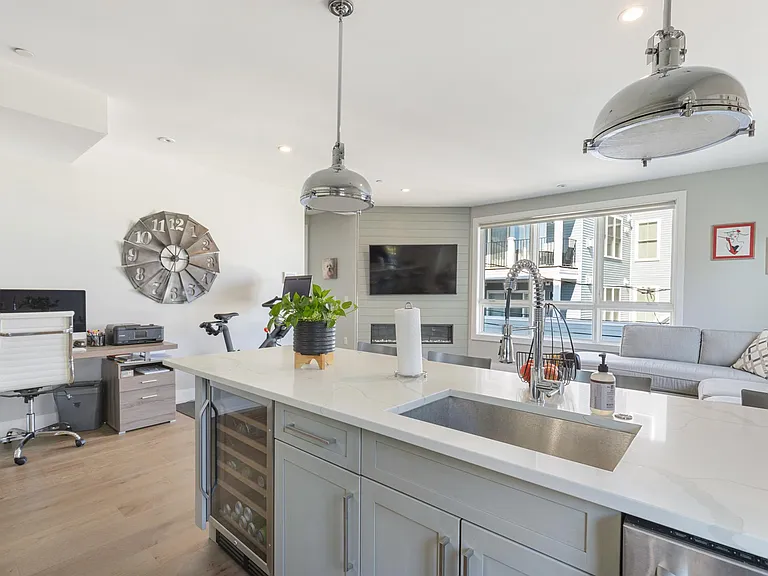 7 Baker Ct — Photo 3