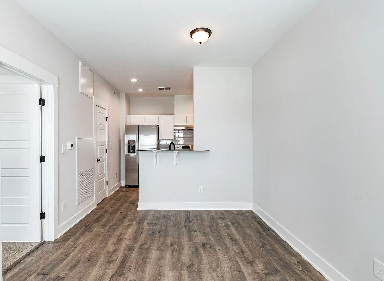 813 N O'Neil Street — Photo 3