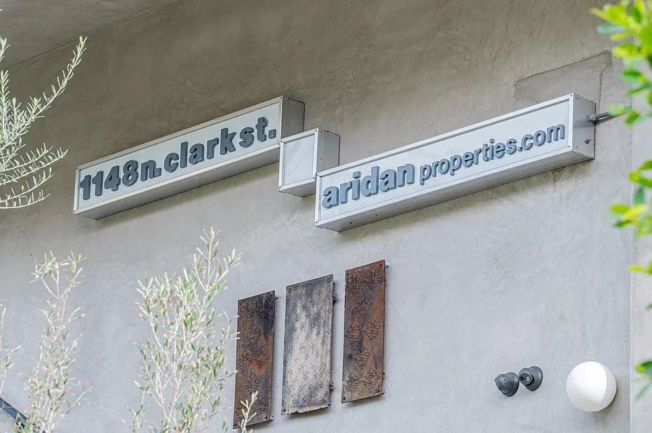 1148 N Clark St — Photo 3