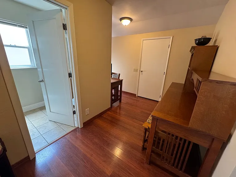1443 Beacon Ave — Photo 26