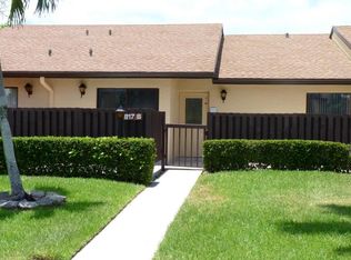 817 Sky Pine Way APT B, Greenacres, FL 33415