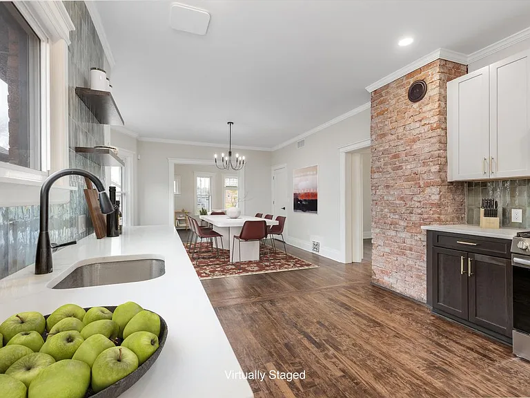715 Gladstone Ave — Photo 3