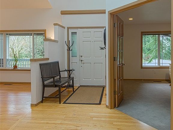 5th image of 11446 NE 95th St