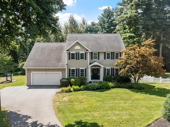 26 Wildwood Dr, Southborough, MA 01772