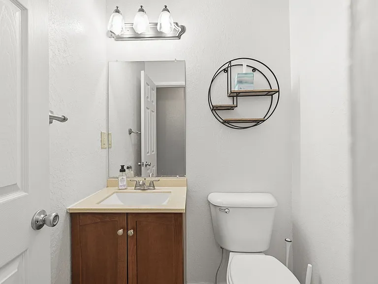 3856 Forestwood Ct — Photo 20
