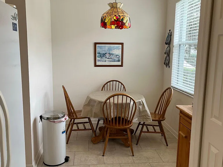Breakfast area.